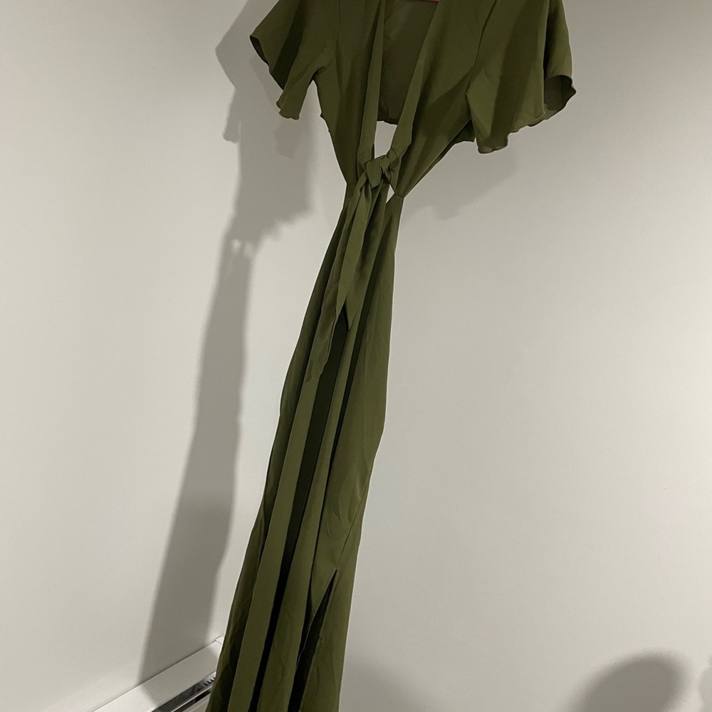 Green Flutter Sleeve Sundress with Plunge Neckline